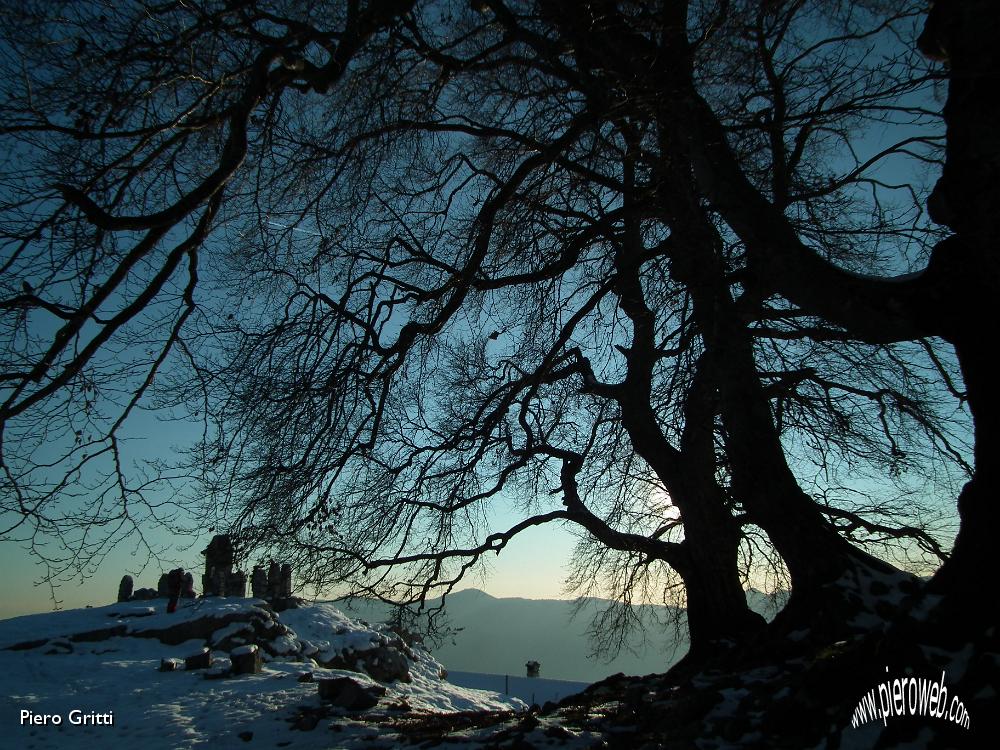 89 il tempietto dei Tre Faggi.JPG